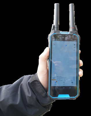 1.5km Handheld Radio Frequency Anti Drone System Low Error 700+types of commercial drones.